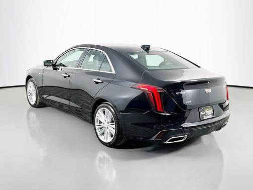 2023 Cadillac CT4 Premium Luxury