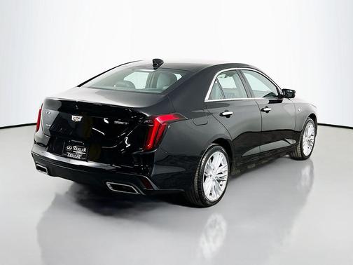 2023 Cadillac CT4 Premium Luxury
