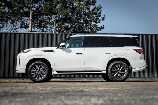 2026 INFINITI QX80 PURE AWD
