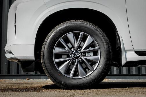 2026 INFINITI QX80 PURE AWD