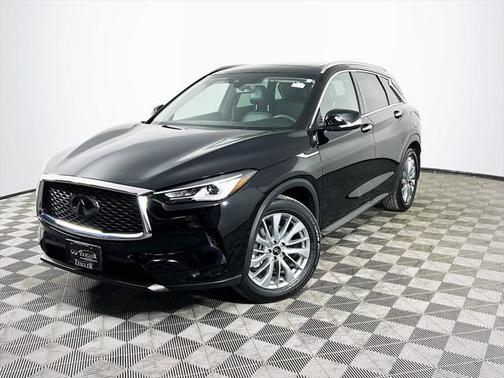2023 INFINITI QX50 LUXE AWD