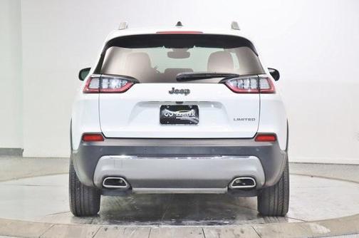Photo 4 of 25 of 2021 Jeep Cherokee Limited