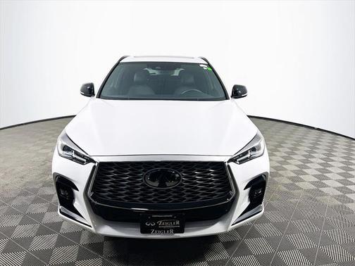 2025 INFINITI QX55 LUXE