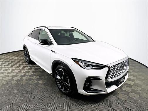 2025 INFINITI QX55 LUXE