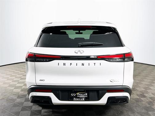2025 INFINITI QX60 Pure