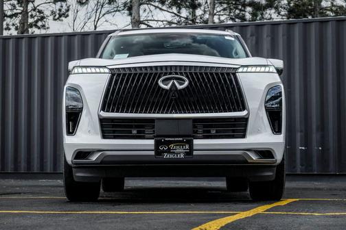 Radiant White 2027 INFINITI QX80 Luxe