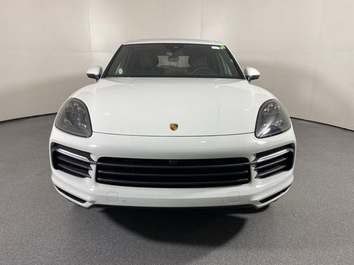 2022 Porsche Cayenne Platinum Edition