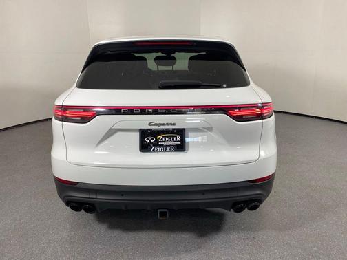 2022 Porsche Cayenne Cayenne E-Hybrid Platinum Edition