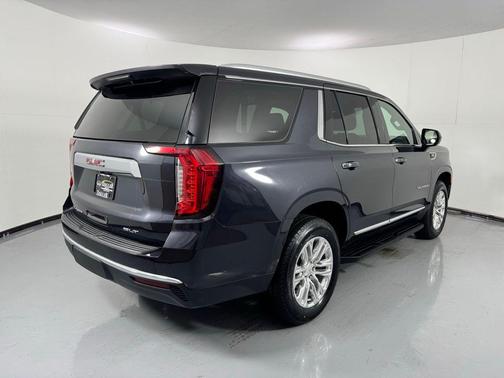 Titanium Rush Metallic 2023 GMC Yukon SLT