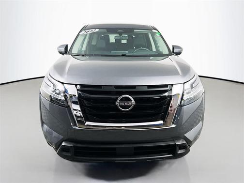 2022 Nissan Pathfinder S 4WD