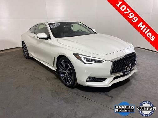 2022 INFINITI Q60 LUXE AWD