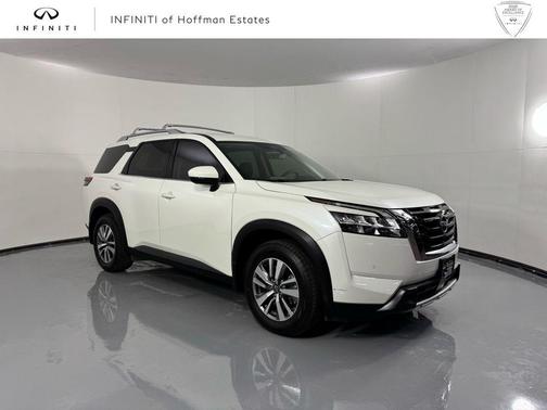 Pearl White Tricoat 2023 Nissan Pathfinder SL 4WD