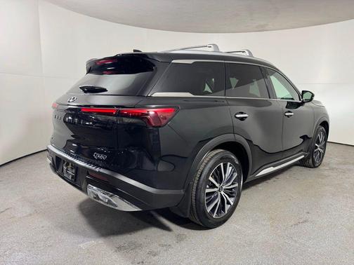 2022 INFINITI QX60 SENSORY