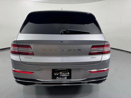 Savile Silver 2025 Genesis GV80 2.5T