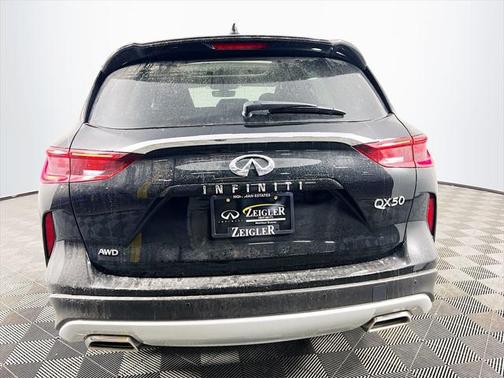 2025 INFINITI QX50 Luxe AWD