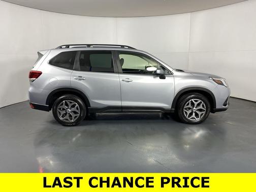 2022 Subaru Forester Premium