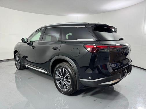 2026 INFINITI QX60 LUXE AWD