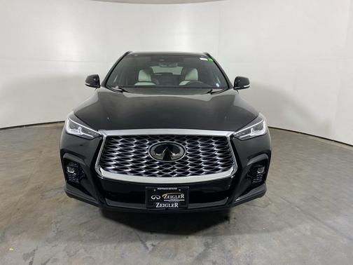 2025 INFINITI QX55 LUXE
