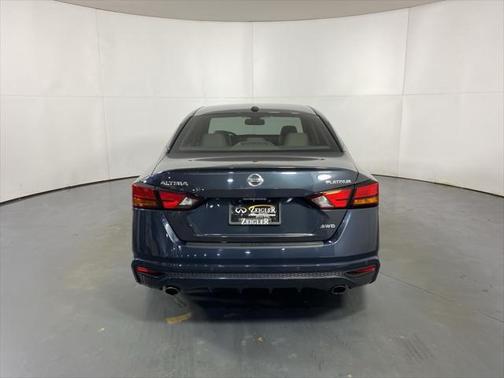 2019 Nissan Altima 2.5 Platinum