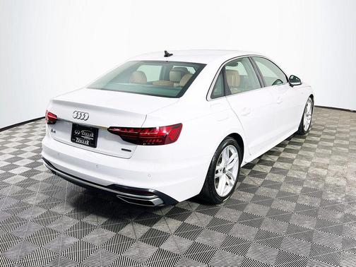 2023 Audi A4 45 S line Premium Plus