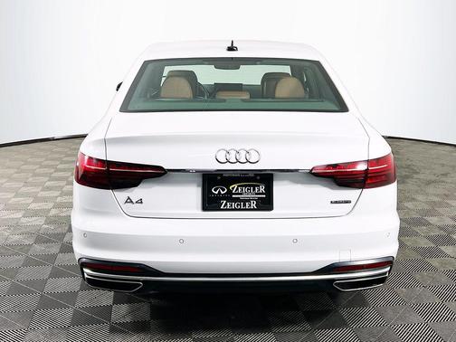 2023 Audi A4 45 S line Premium Plus