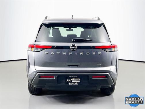 2025 Nissan Pathfinder SV 4WD