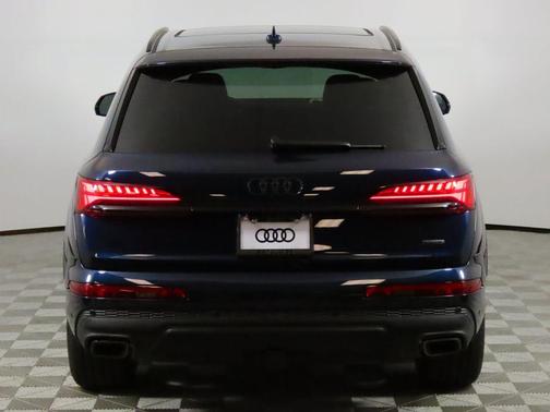 2026 Audi Q7 45 Premium Plus