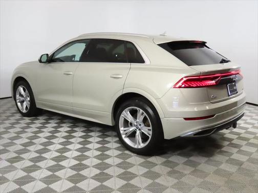 2021 Audi Q8 Premium Plus 55 TFSI quattro Tiptronic