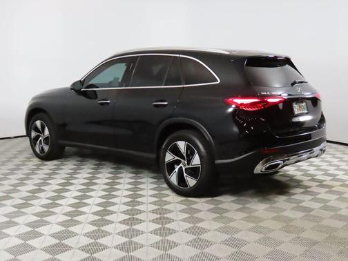 2024 Mercedes-Benz GLC 300 4MATIC
