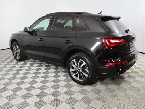2024 Audi Q5 Premium 45 TFSI S line quattro