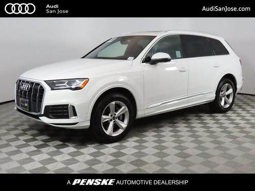 2023 Audi Q7 45 Premium Plus