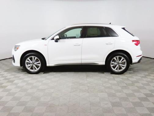 2025 Audi Q3 45 S line Premium Plus