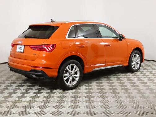 2025 Audi Q3 Premium 45 TFSI S line quattro Tiptronic