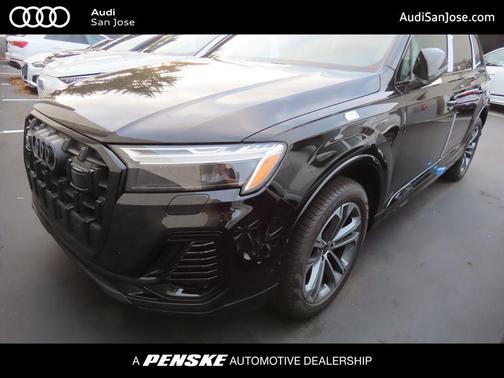 2025 Audi Q7 45 Premium Plus