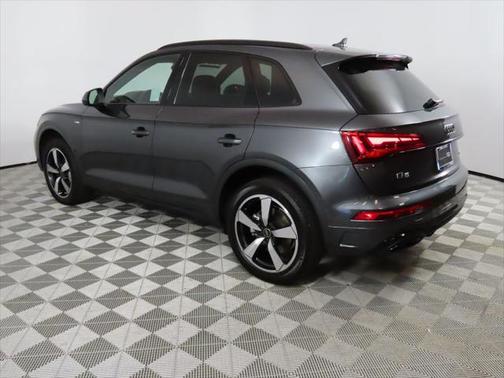 2023 Audi Q5 Premium Plus 45 TFSI S line quattro