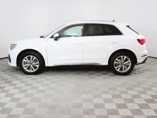 2025 Audi Q3 45 S line Premium Plus