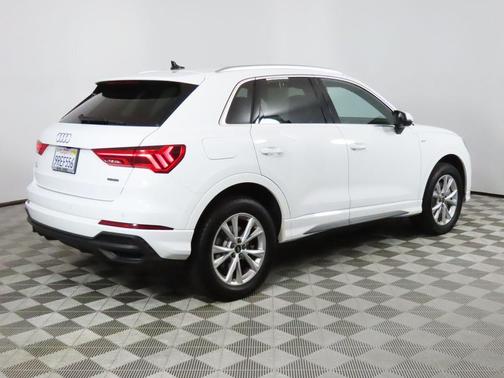 2025 Audi Q3 45 S line Premium Plus