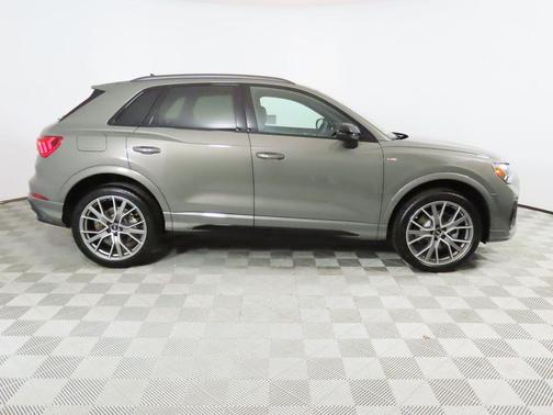 2025 Audi Q3 45 S line Premium Plus