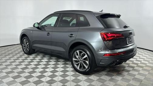 2024 Audi Q5 Premium 45 TFSI S line quattro
