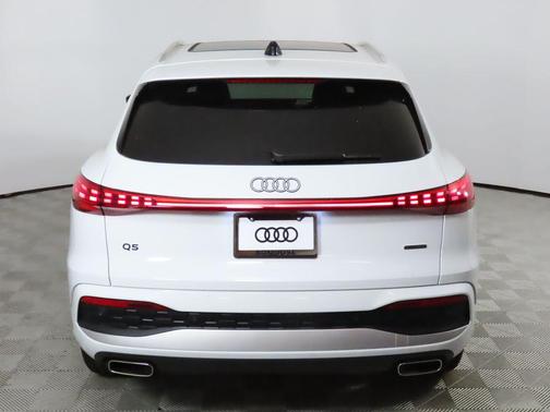 2025 Audi Q5 Premium Plus TFSI quattro S tronic