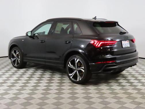 2023 Audi Q3 45 S line Premium Plus