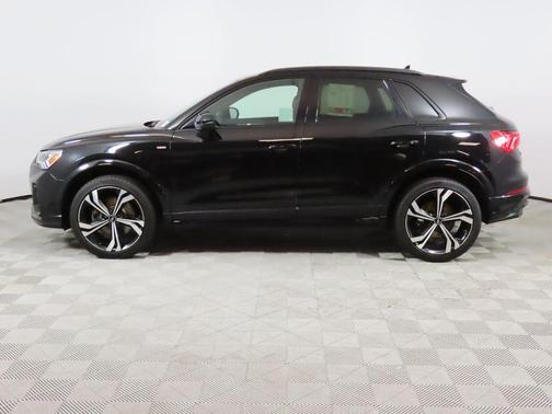 2023 Audi Q3 45 S line Premium Plus