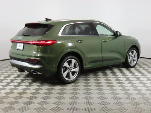 2025 Audi Q5 Prestige TFSI quattro S tronic