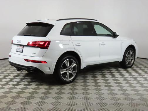 2025 Audi Q5 45 S line Premium