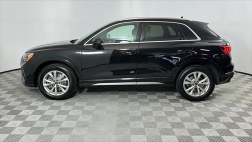 2022 Audi Q3 Premium 45 TFSI S line quattro Tiptronic