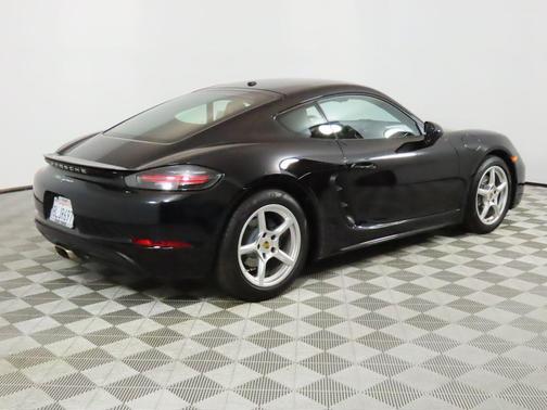 2019 Porsche 718 Cayman Base