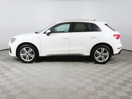 2023 Audi Q3 45 S line Premium Plus