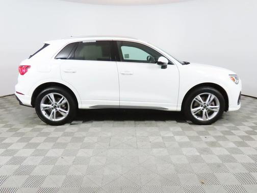 2023 Audi Q3 45 S line Premium Plus
