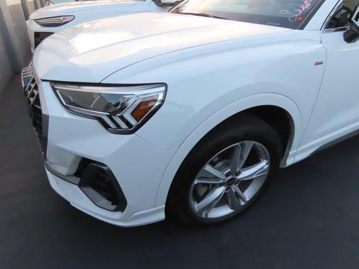 2023 Audi Q3 45 S line Premium Plus