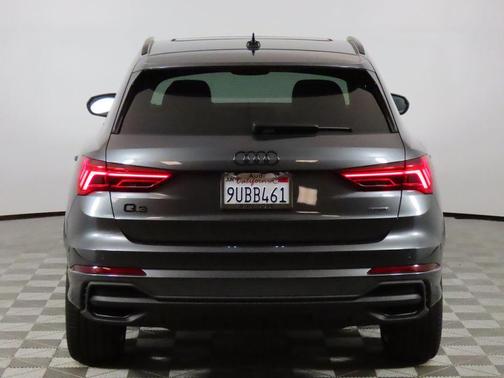 2025 Audi Q3 45 S line Premium Plus